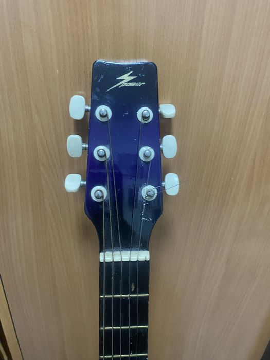 Продам Гитару…..