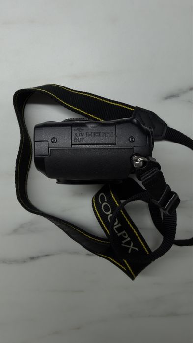 Nikon Coolpix P7000