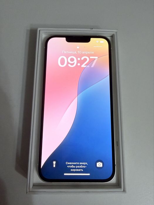 Продам Iphone 13