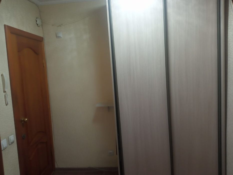 Продам 2 ком кв, 2 эт, Вокзал