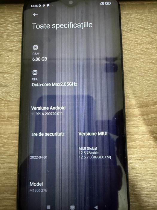Vand Xiaomi Redmi note 8 pro cu / artefecte !