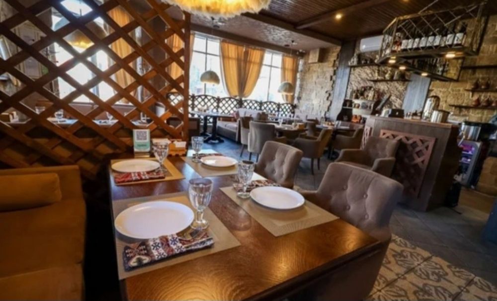 Кафе с летником сдам