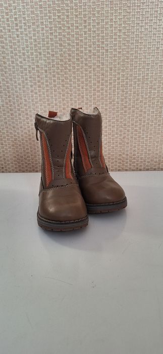 Продам детский обувь