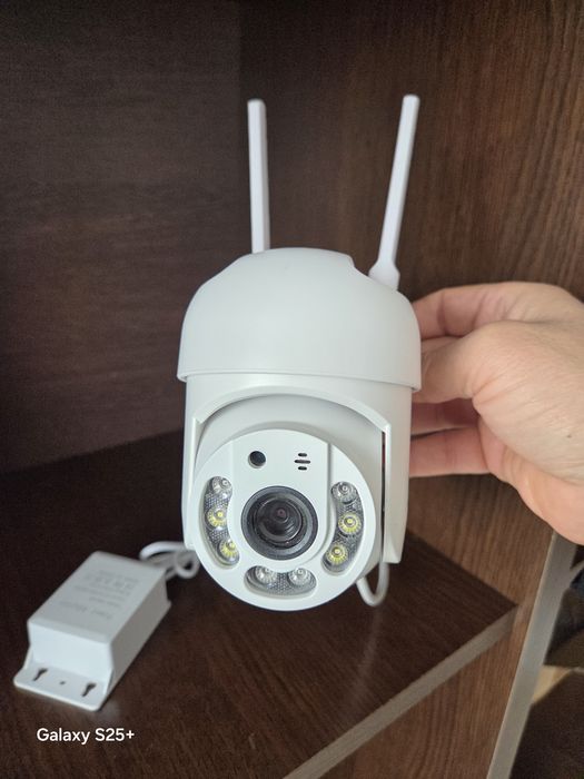 Set de 4 camere supraveghere wi-fi