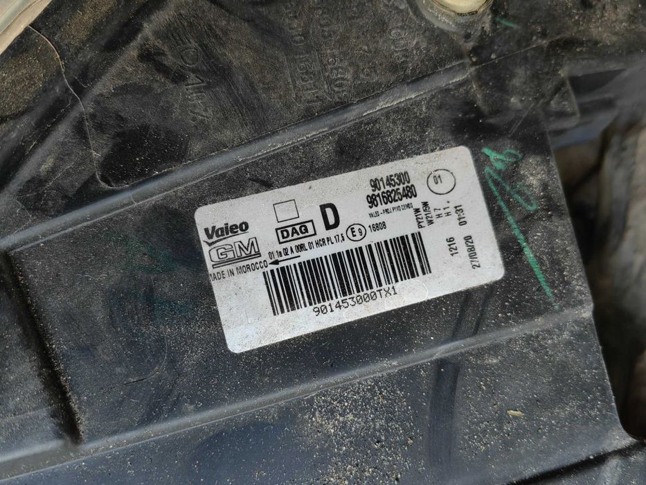 Фар Opel Combo E десен/Фар Опел Комбо Е Оригинален