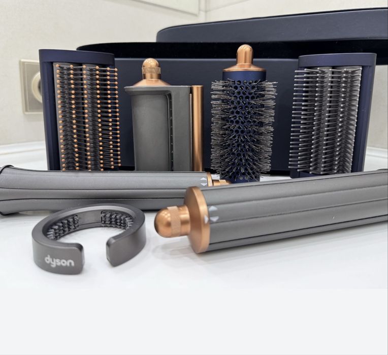 Dyson оригинал полный комплект