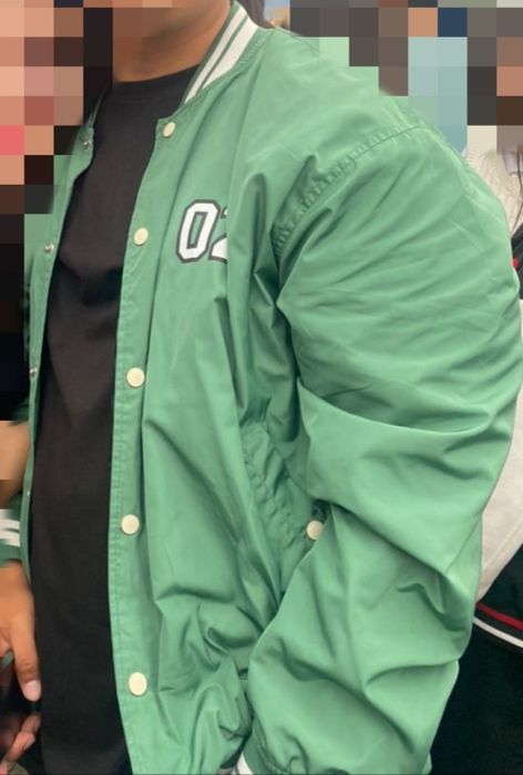 Продам     бомбер