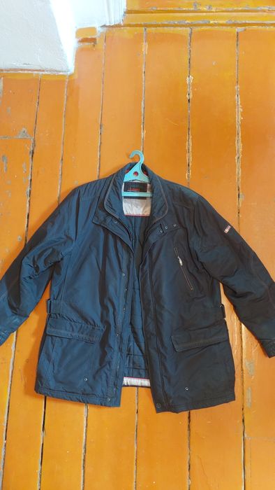 Продам мужские куртки.