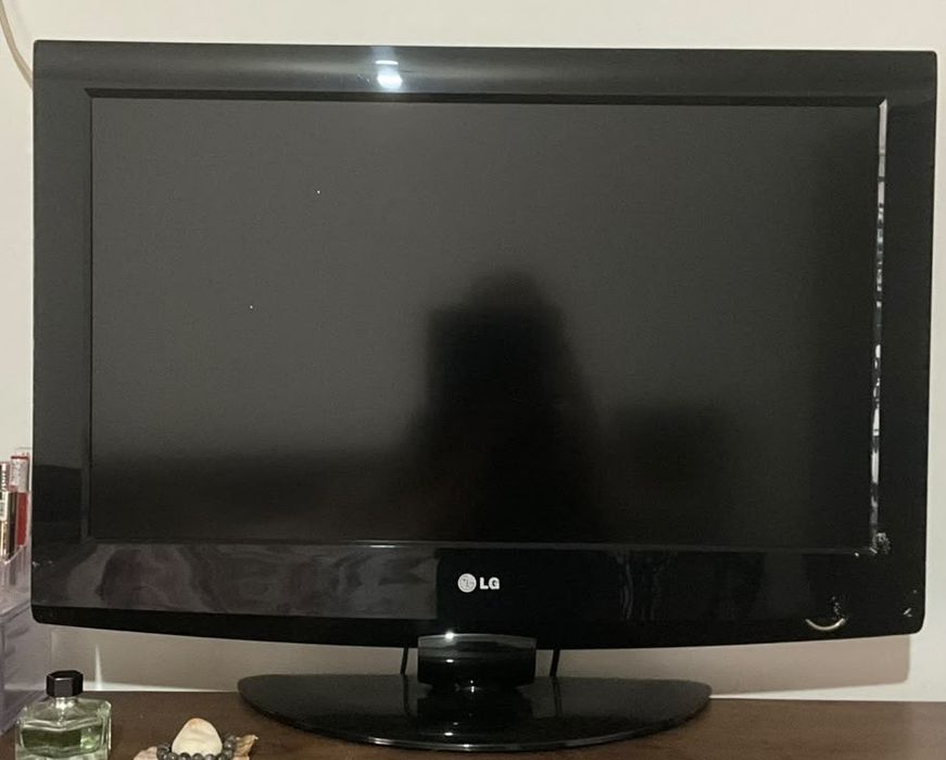 Телевизор LG 32LG2000, 32” (81 см), рабочий