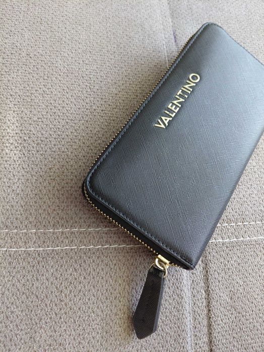 Дамско черно портмоне VALENTINO