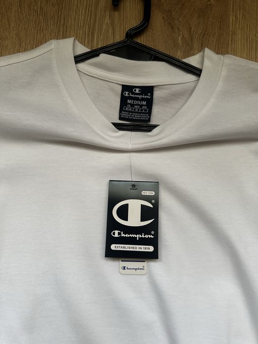 Tricou Champion Nou