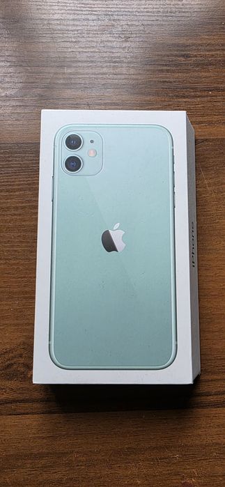 iPhone 11 64 72 акб с коробкой