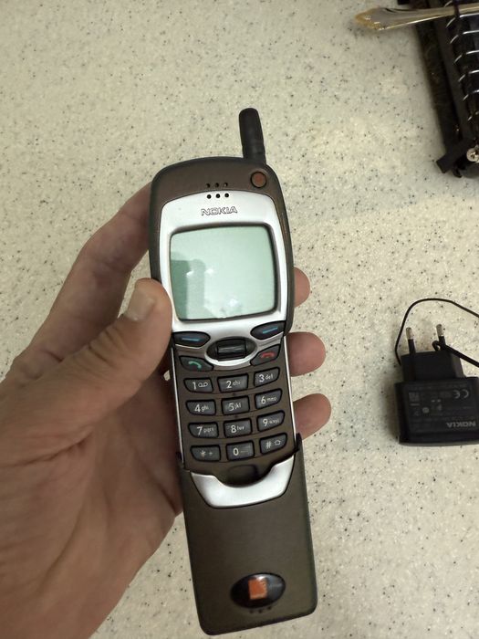 Нокиа 7110 б/у в хорошем состоянии