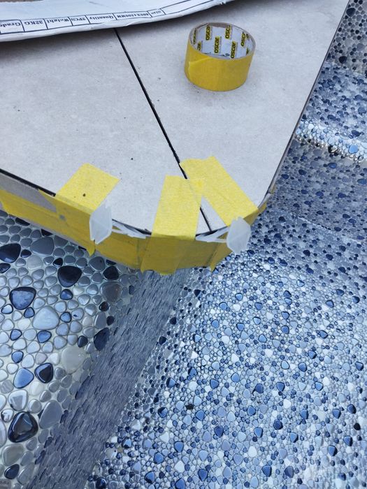 sizga basseyn  fantan ishlarini tez va sifatli hamyon bop narxlarda qi