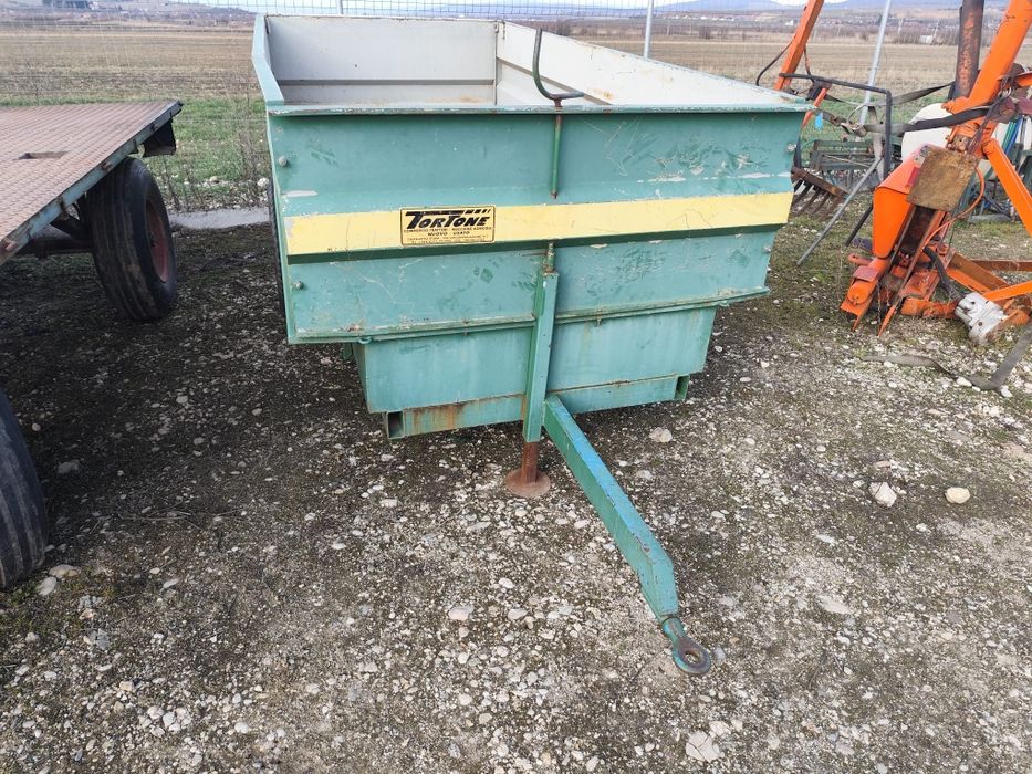 Remorca agricola nebasculabila