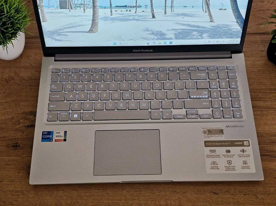 Asus VivoBook X1504/ Core i5 1235U/ 12Gb/ 512Gb - США