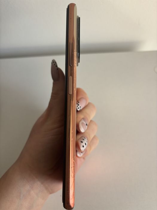 Продавам Xiaomi Redmi Note 10 Pro