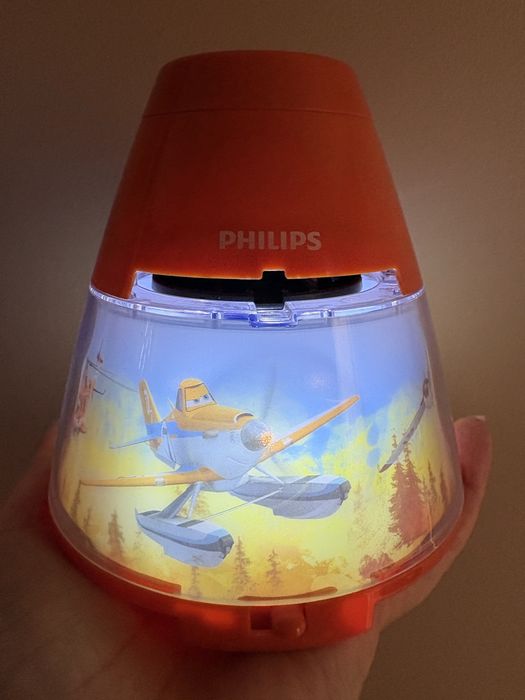 Осветление (таван,стена,прожектор) детска стая Диски Самолети Planes