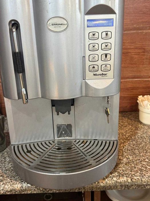 Кофемашина Nuova Simonelli Microbar Срочная продажа