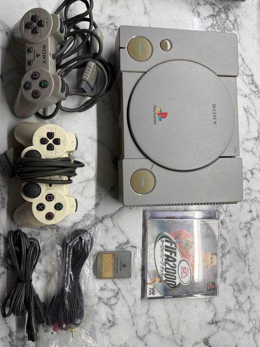 Playstation 1 scph 5500 ntsc Japan