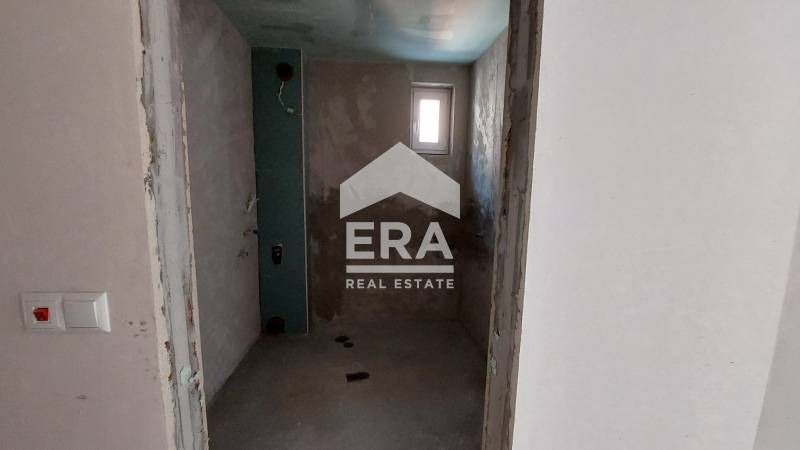 Продава се Двустаен апартамент в Варна, Бриз - 67 кв.м за 2089 €/кв.м - Снимка #7