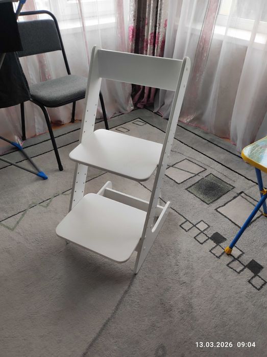 Продам растущий стул
