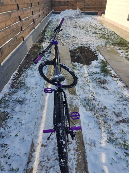 Vând bicicleta Dirt jumper