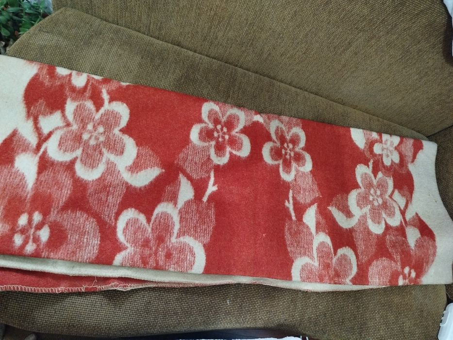 Одеяло шерстяное и синтепон