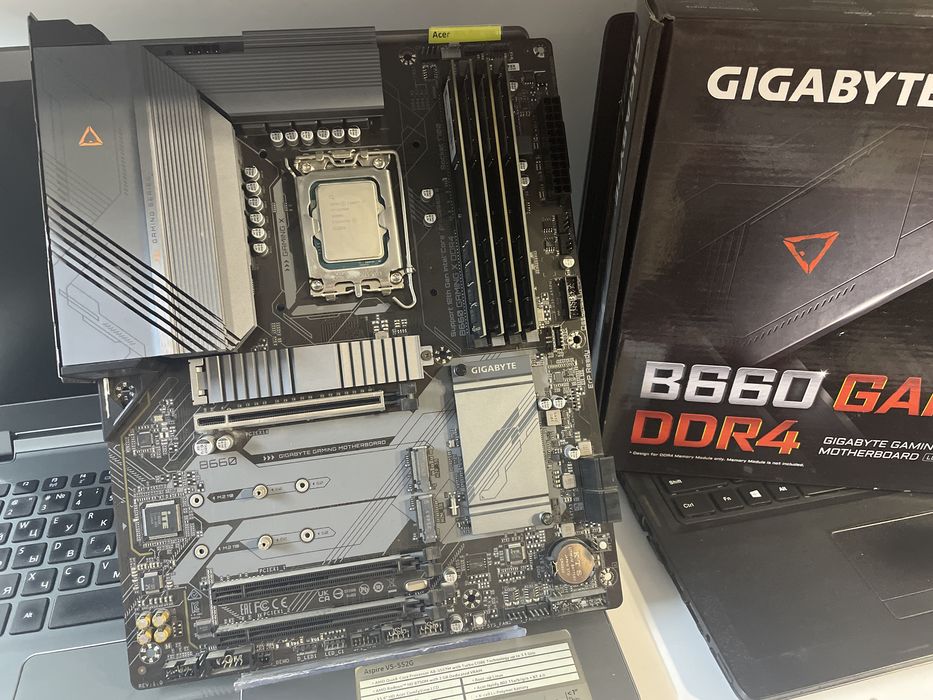 Плата Z790 + Core i5-12400