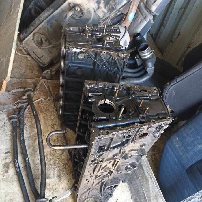 БЛОК И Коленвал МЕРС 124 М104