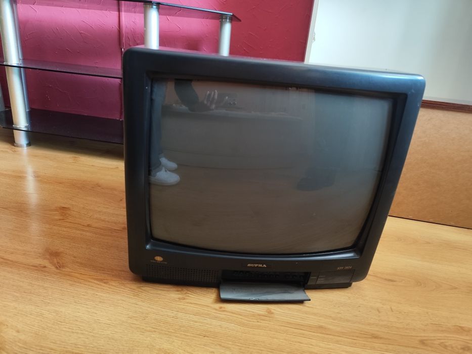 Мебель б /у, диван стол компьютерный кухонный гарнитур