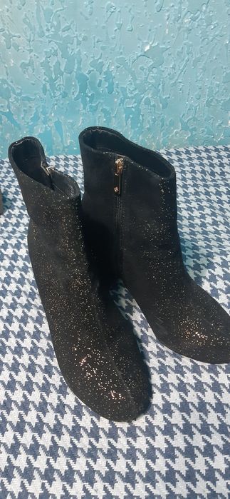 Ботинки 42р кожанные