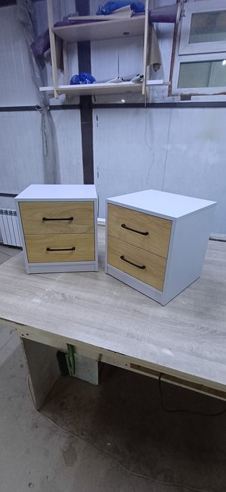 Прикроватные тумбы