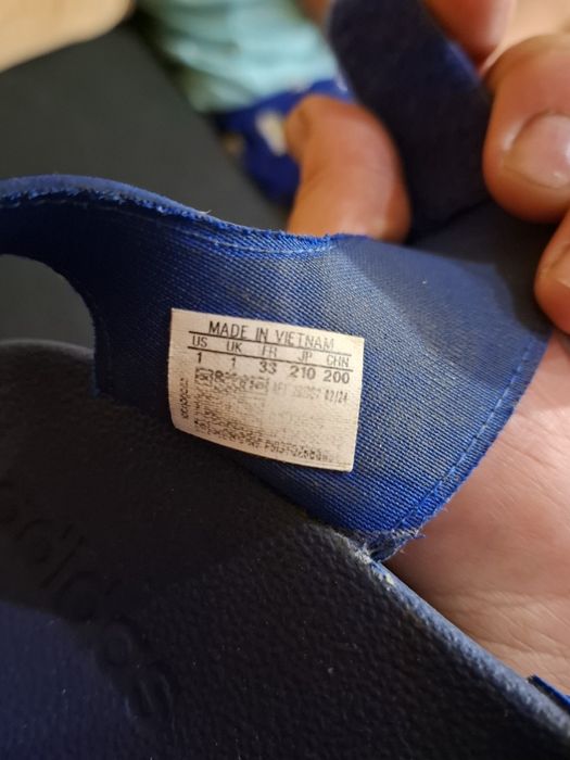 Детски сандали 33