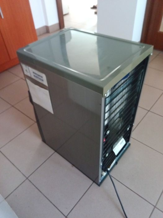 Dozator apă rece caldă La Fântână