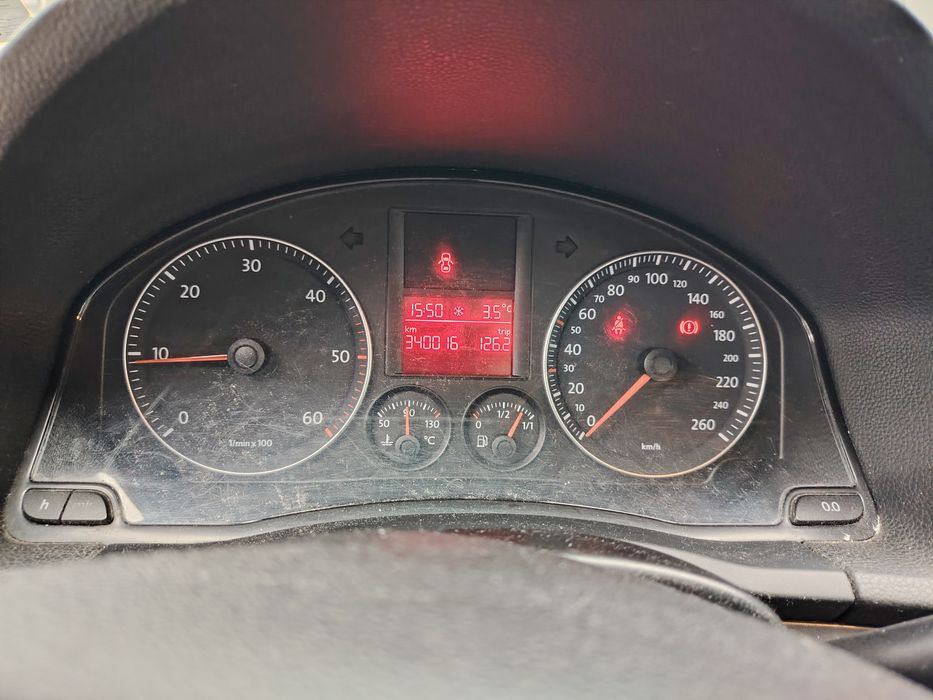 De vanzare vw golf V