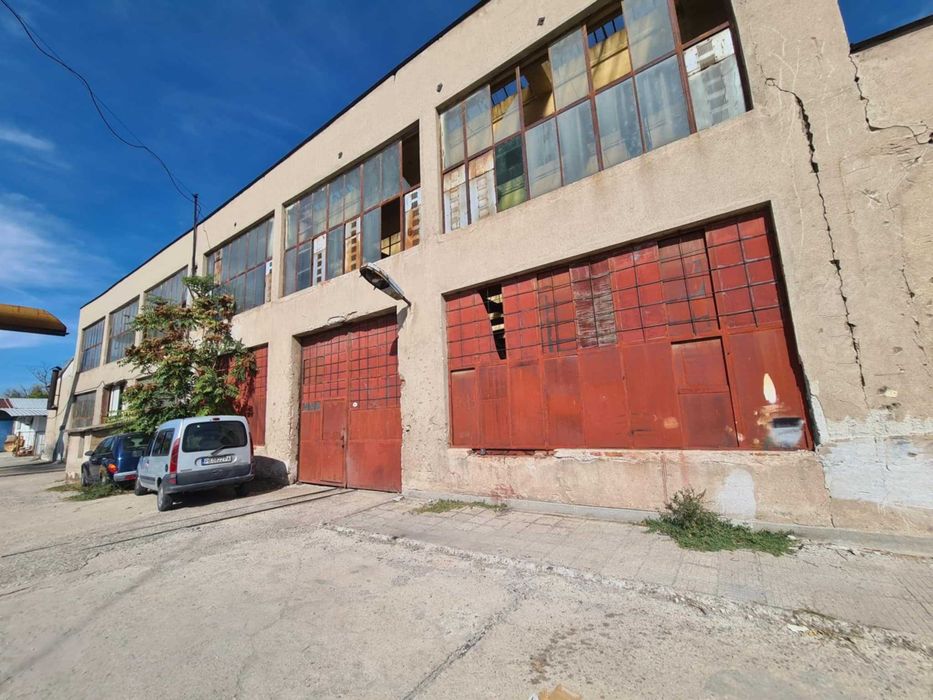 Продава се Промишлена сграда в Хасково, Промишлена зона - Изток - 1756 кв.м за 114 €/кв.м - Снимка #2