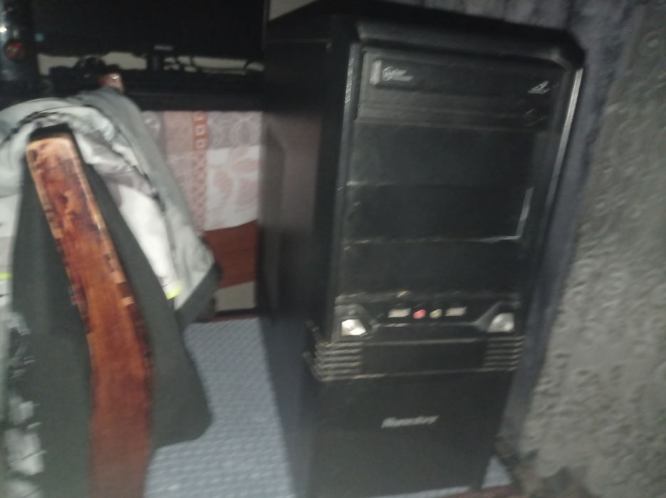 Продам комп за 10.000 харошом состоянием  344 гб