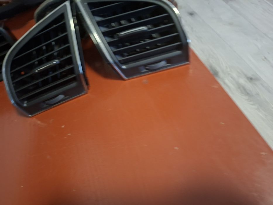 Grile aer și ornament bord Fabia 3 și 3 facelift