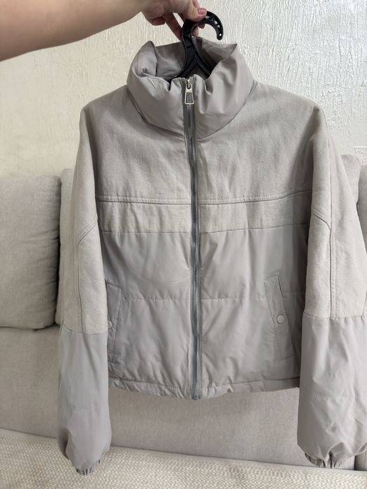 Куртка красивая