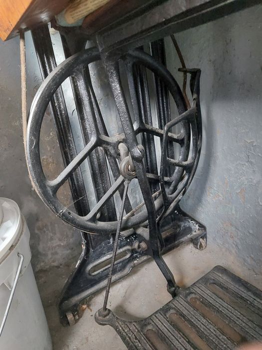 Швейная машинка.