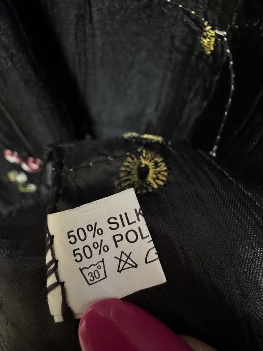 Eșarfă deosebită mătase 50%.