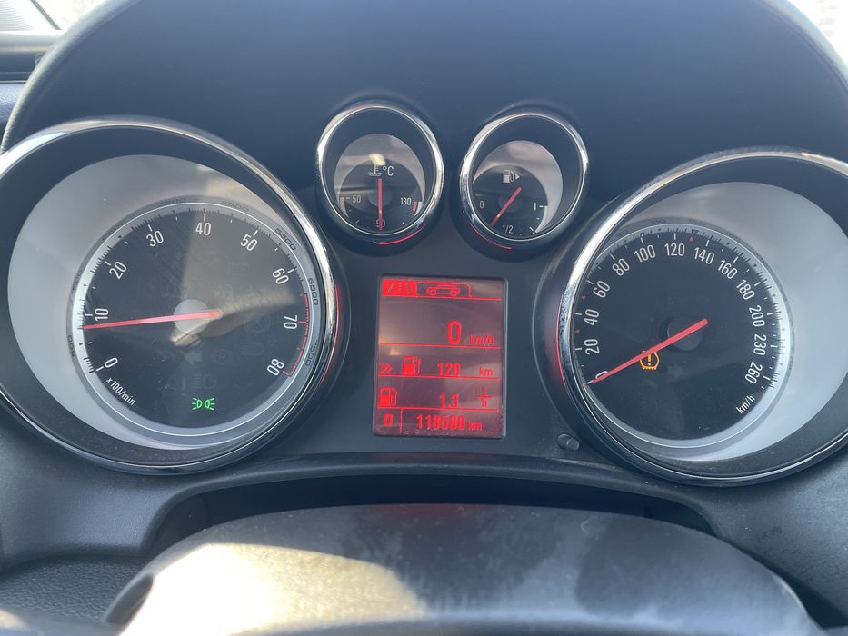 Opel astra j 1.6 - 2016