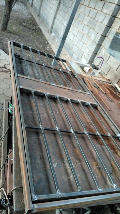 Продам решотки делаю на заказ