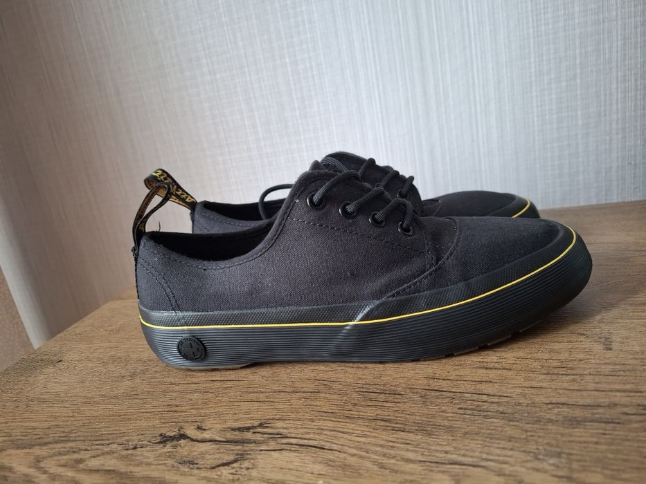 Dr.Martens кецове 40 номер.