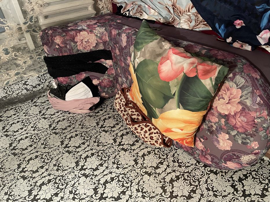 Продам угловой диван