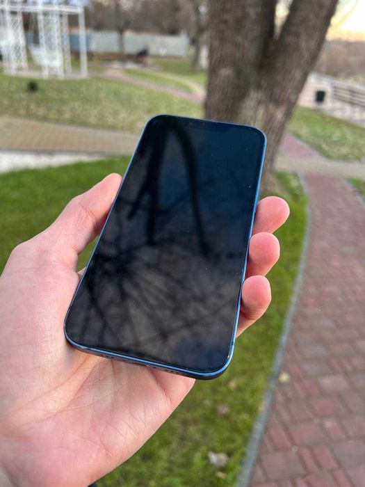 Продам iPhone 13 128Gb