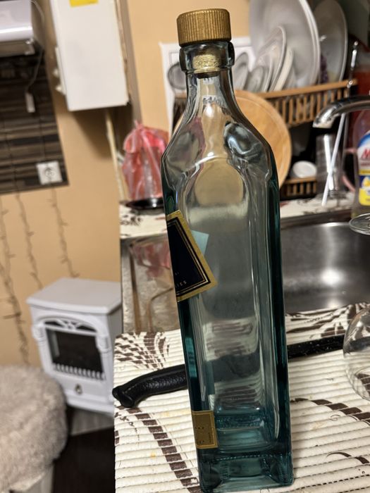 Празна бутилка Blue label