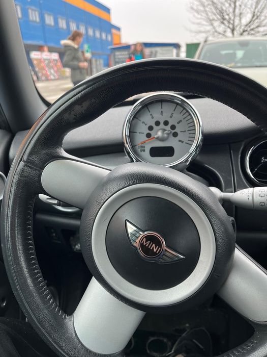 Mini Cooper R50 (2005, 1.6 benzina)