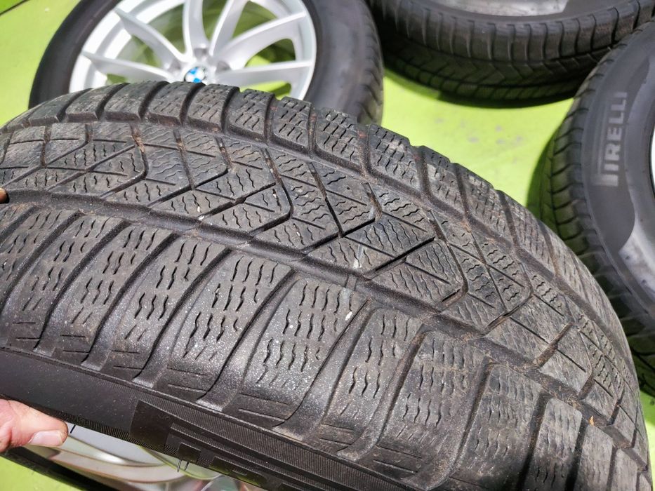 4 бр зимни 225/60/18 Pirelli